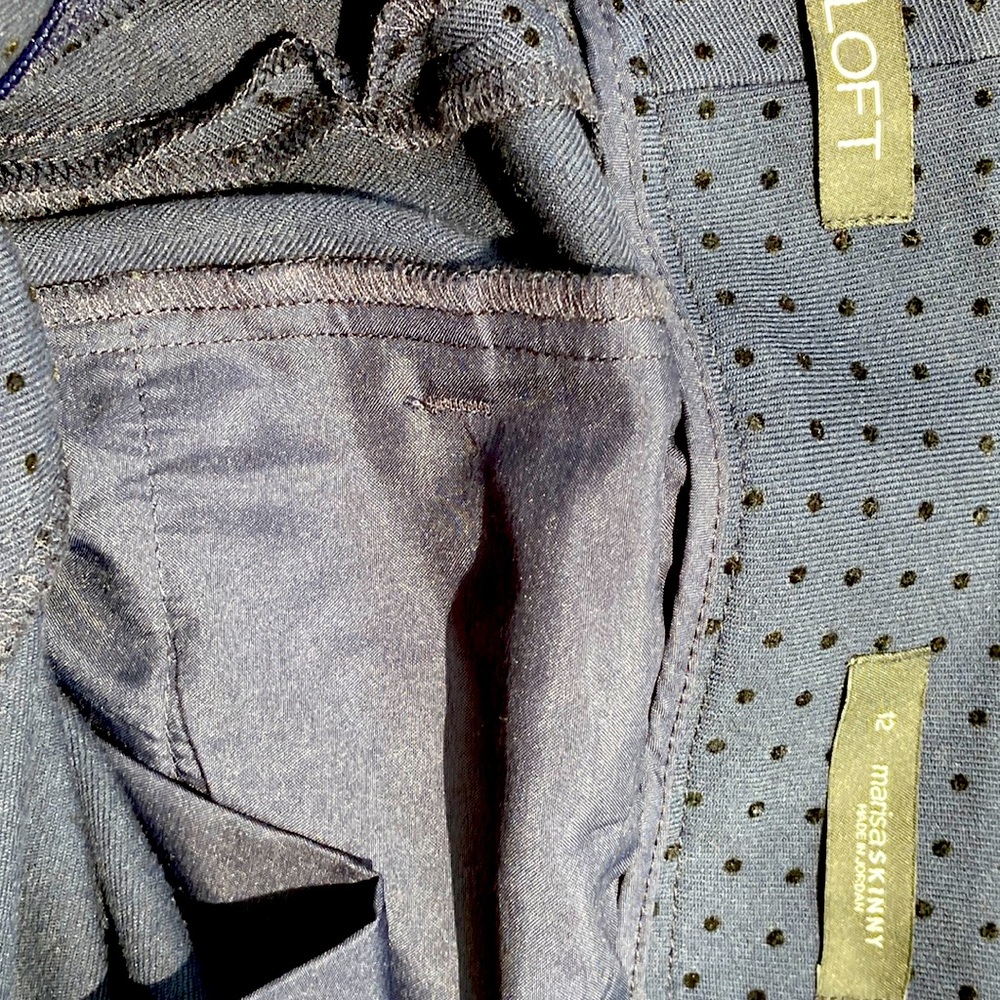 Loft Marisa skinny size 12 capris - Picture 2 of 3